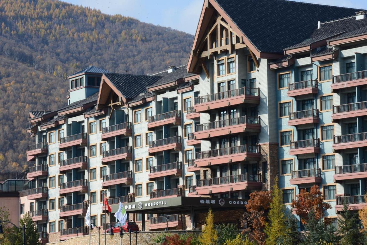 Ski And Suites At Thaiwoo Resort 逅雪套房民宿 Csungli Kültér fotó